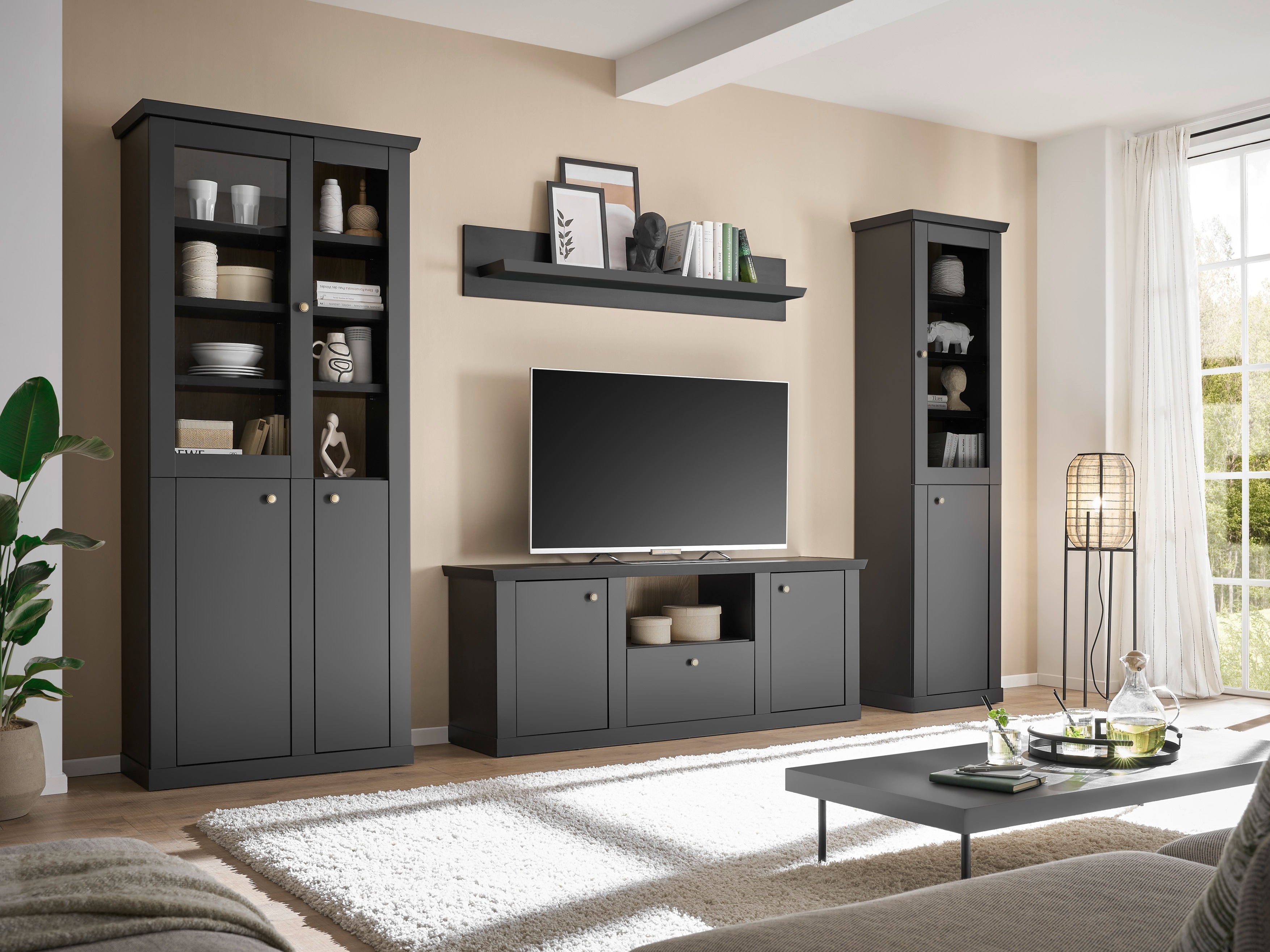 Bútor kollekció Lirsero