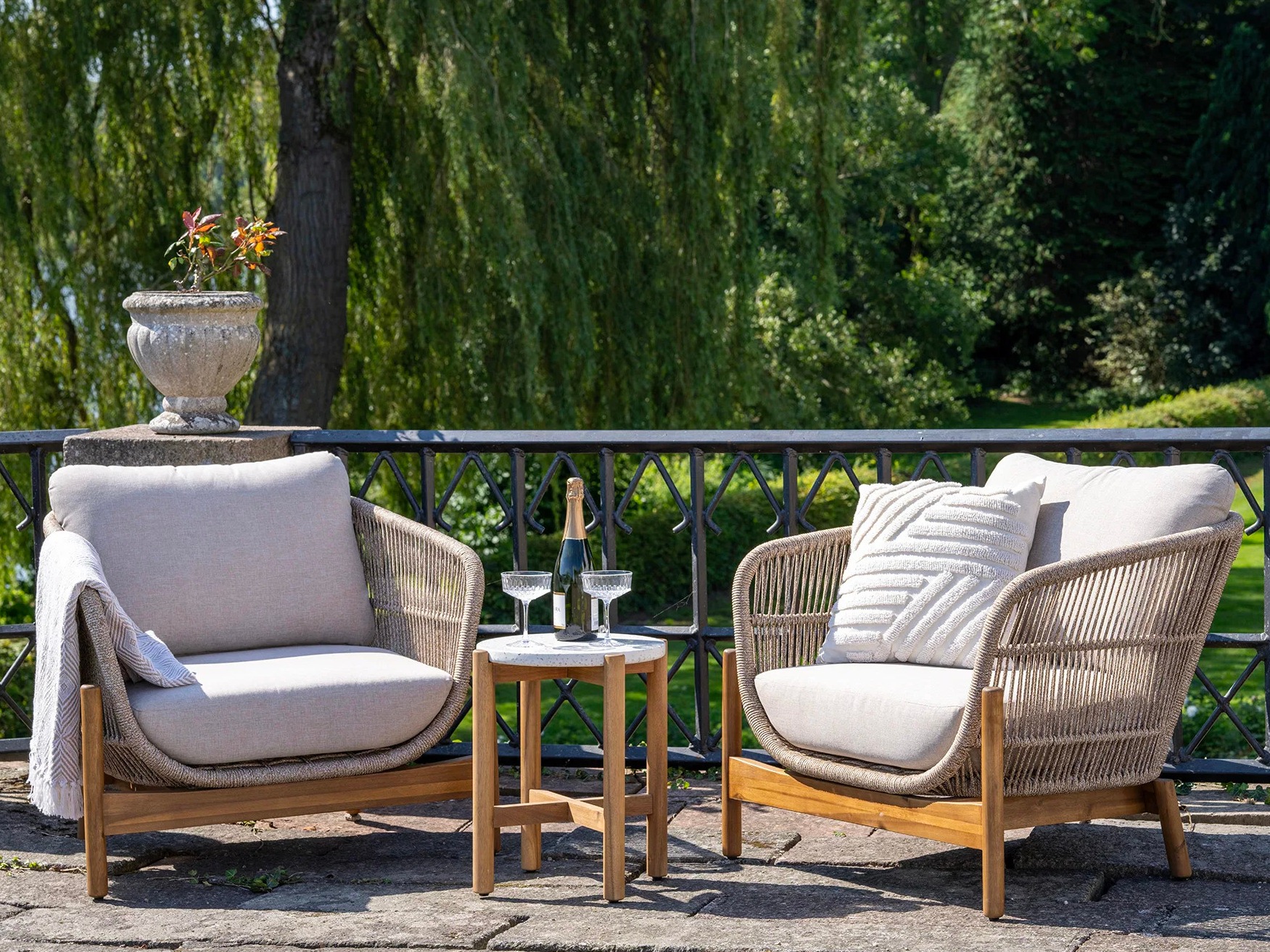 Bútor kollekció Tivevai