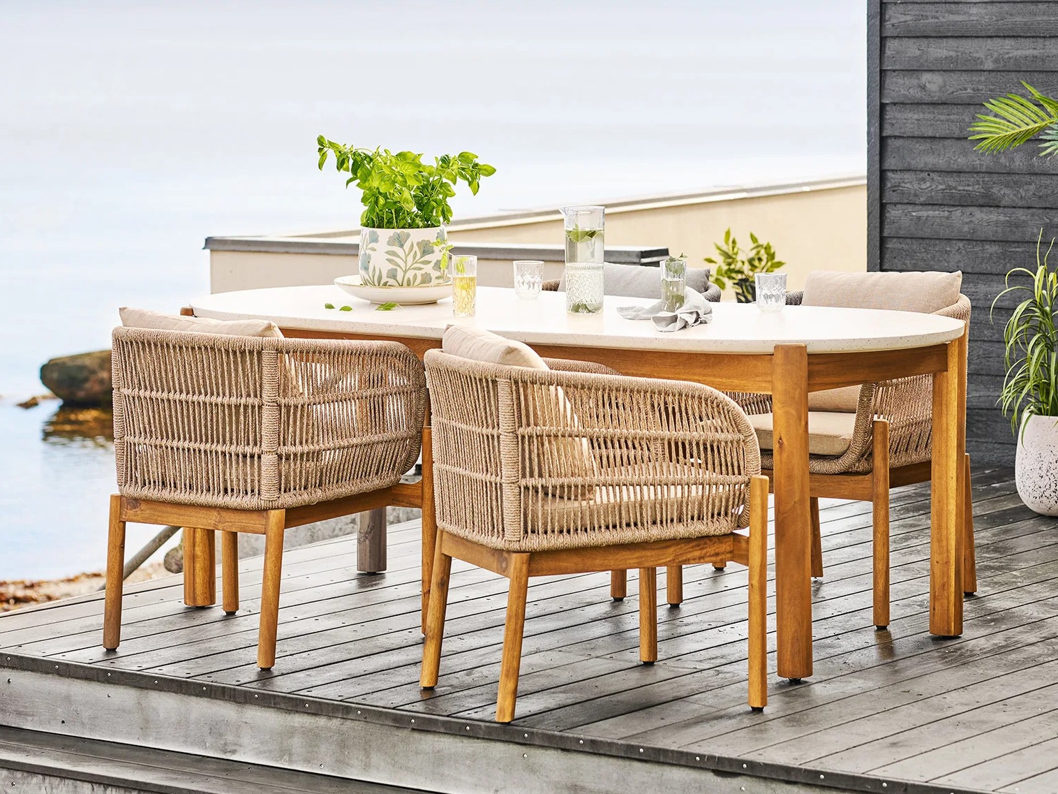 Bútor kollekció Tivevai