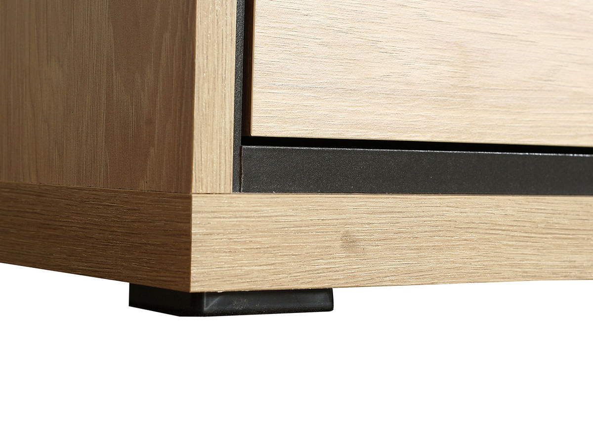 Gardróbszekrény Etrmoni 101