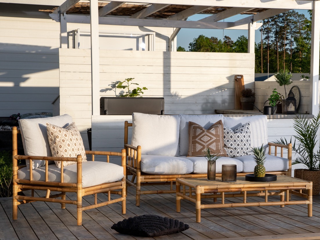 Kerti kanapé Mernolu 106