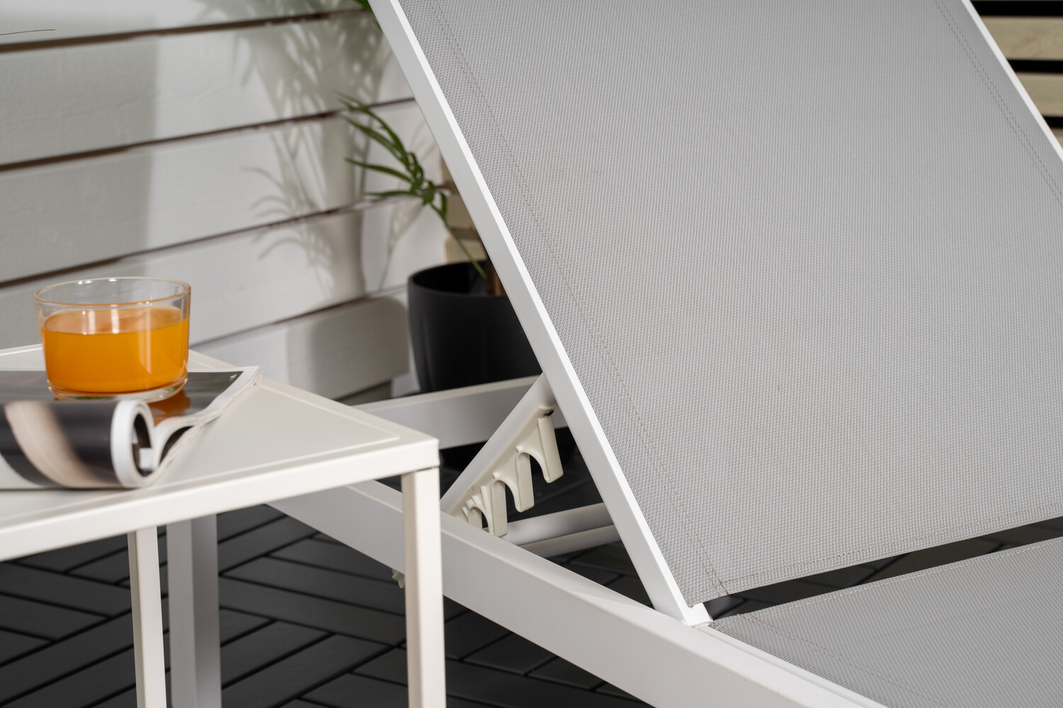 Kerti napozóágy Dallas 2314 (Fehér + Szürke)