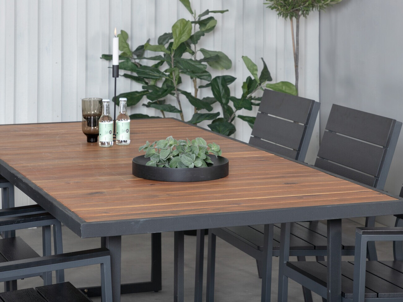 Asztal és szék garnitúra Dallas 2923