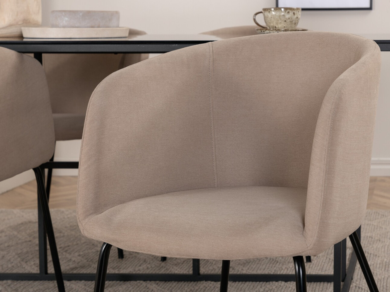 Étkezőgarnitúra Dallas 3044 (Krém + Fekete)