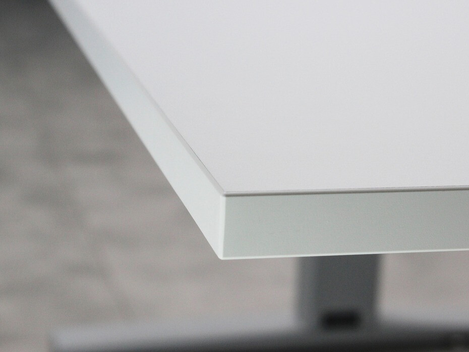 Íróasztal Eliromo 108 (Világosszürke + Ezüst)