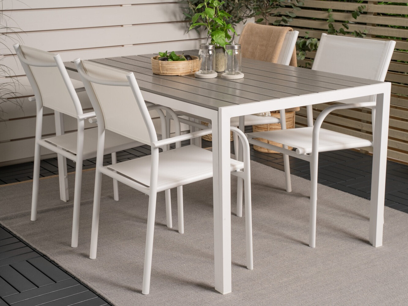 Asztal és szék garnitúra Dallas 2206