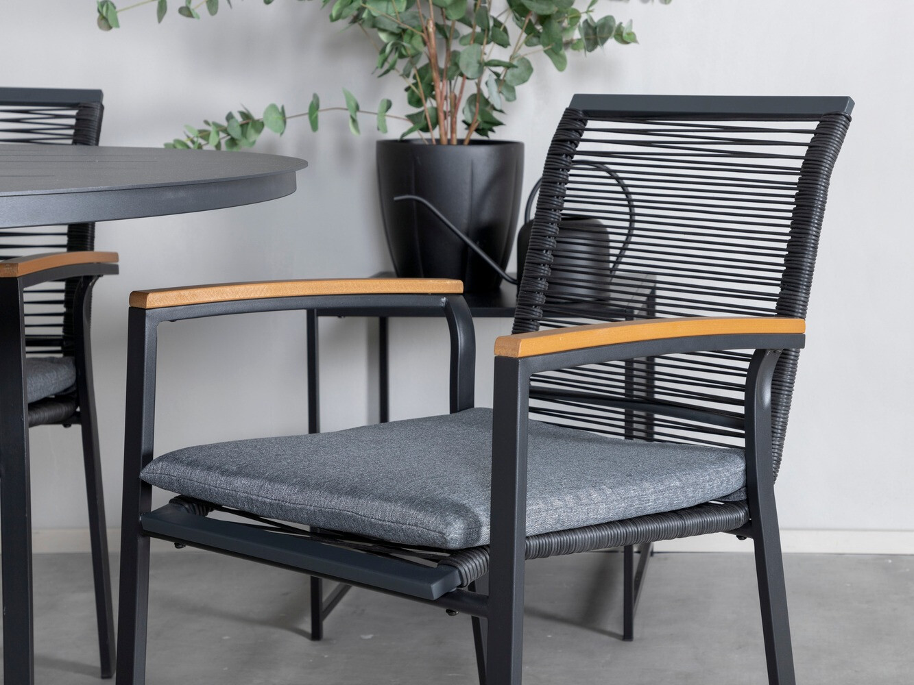 Asztal és szék garnitúra Dallas 1055