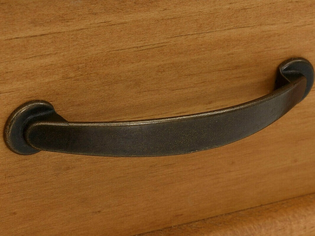 Komód Tolelio 101 (Szürke + Fenyő)