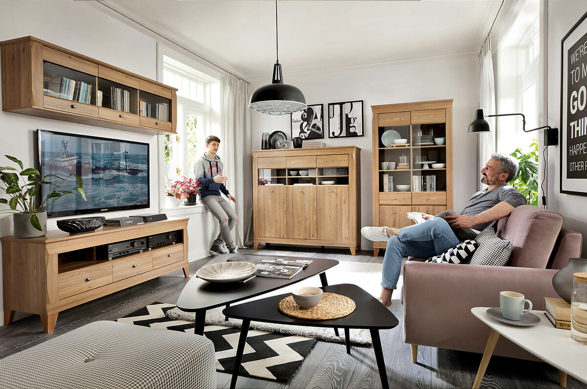 TV-állvány Lirmora 111