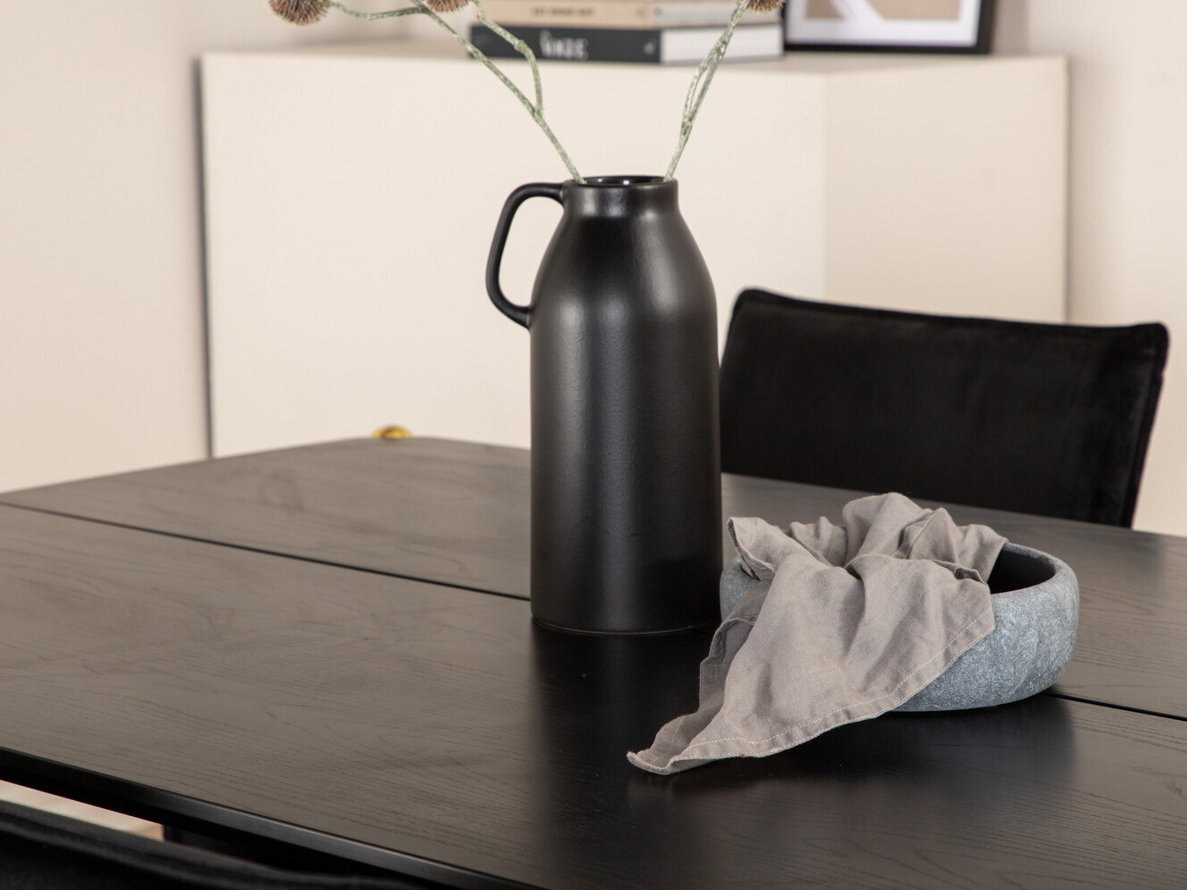 Étkezőgarnitúra Dallas 5034 (Fekete)