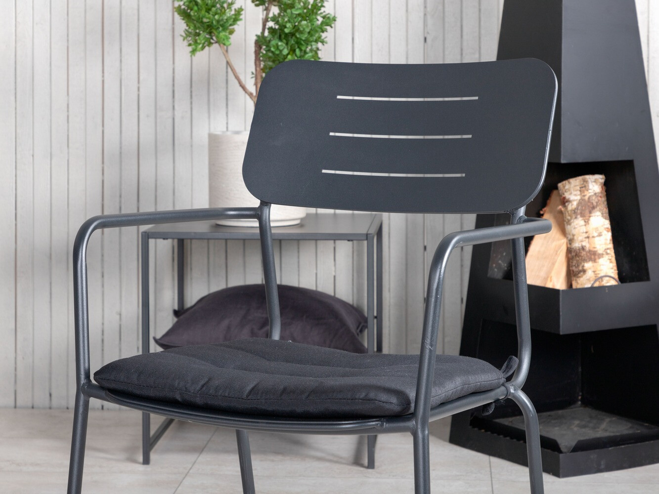 Asztal és szék garnitúra Dallas 2147