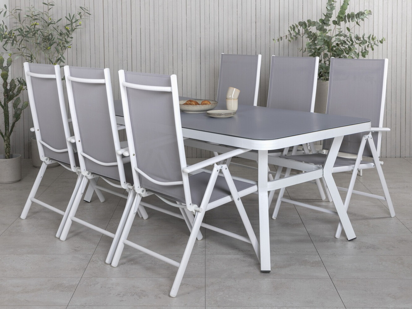 Asztal és szék garnitúra Dallas 2382