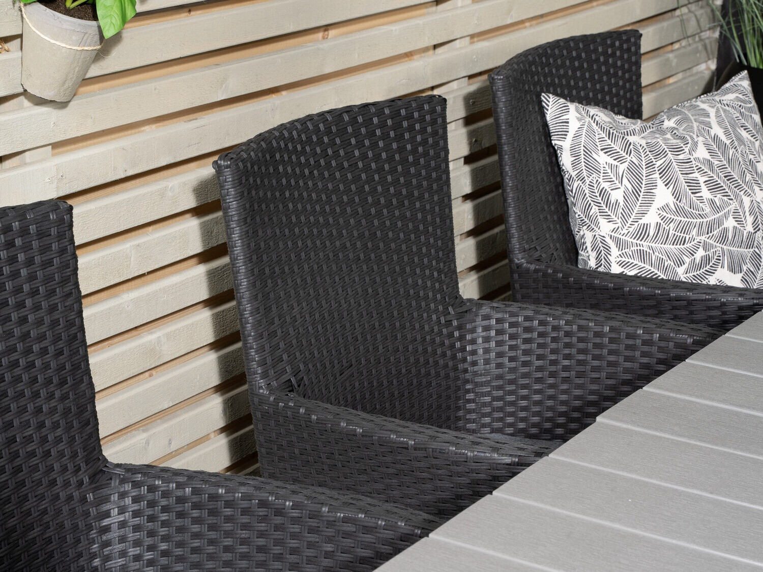 Asztal és szék garnitúra Dallas 2501