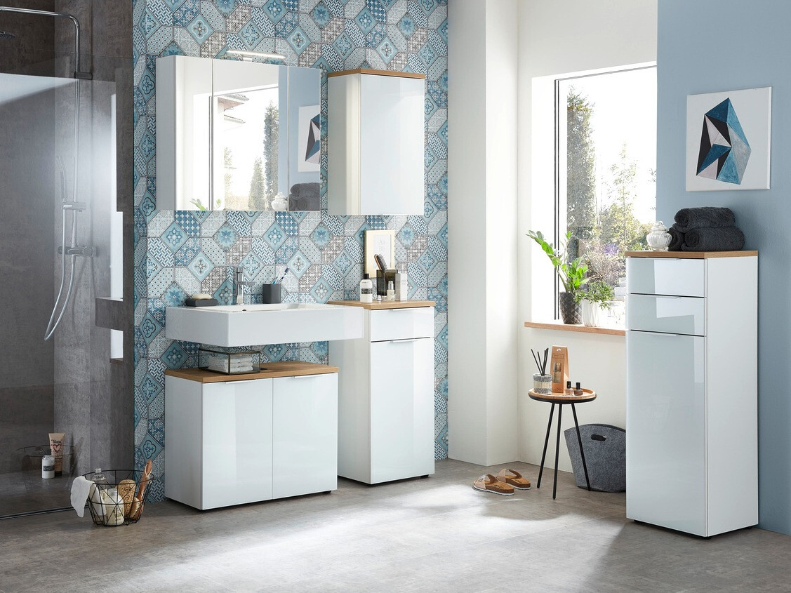 Beépített fürdőszoba szekrény Levciro 101 (Fényes fehér + Navarra tölgy)