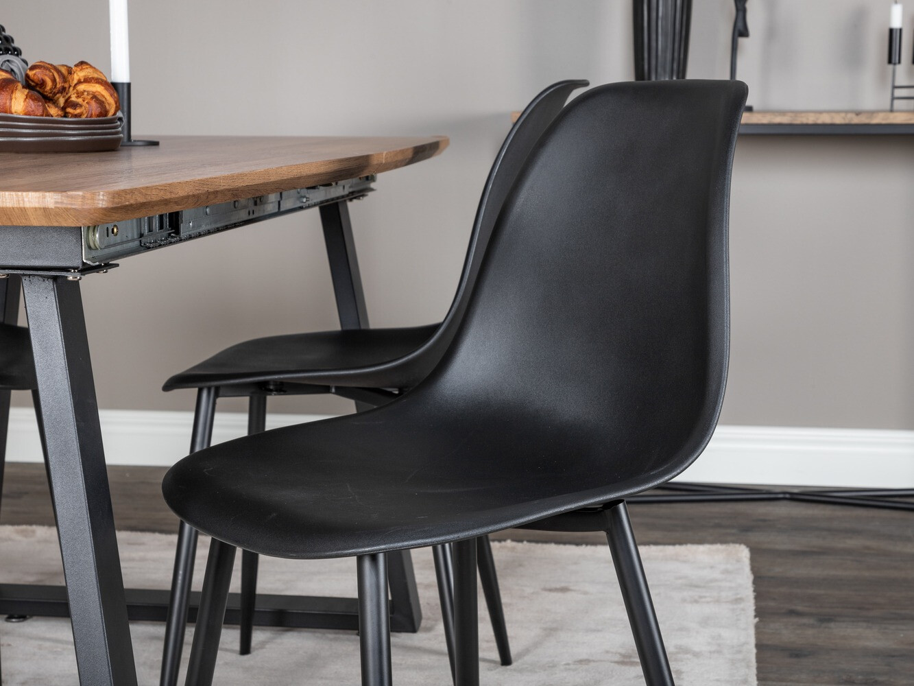 Étkezőgarnitúra Dallas 329 (Fekete)