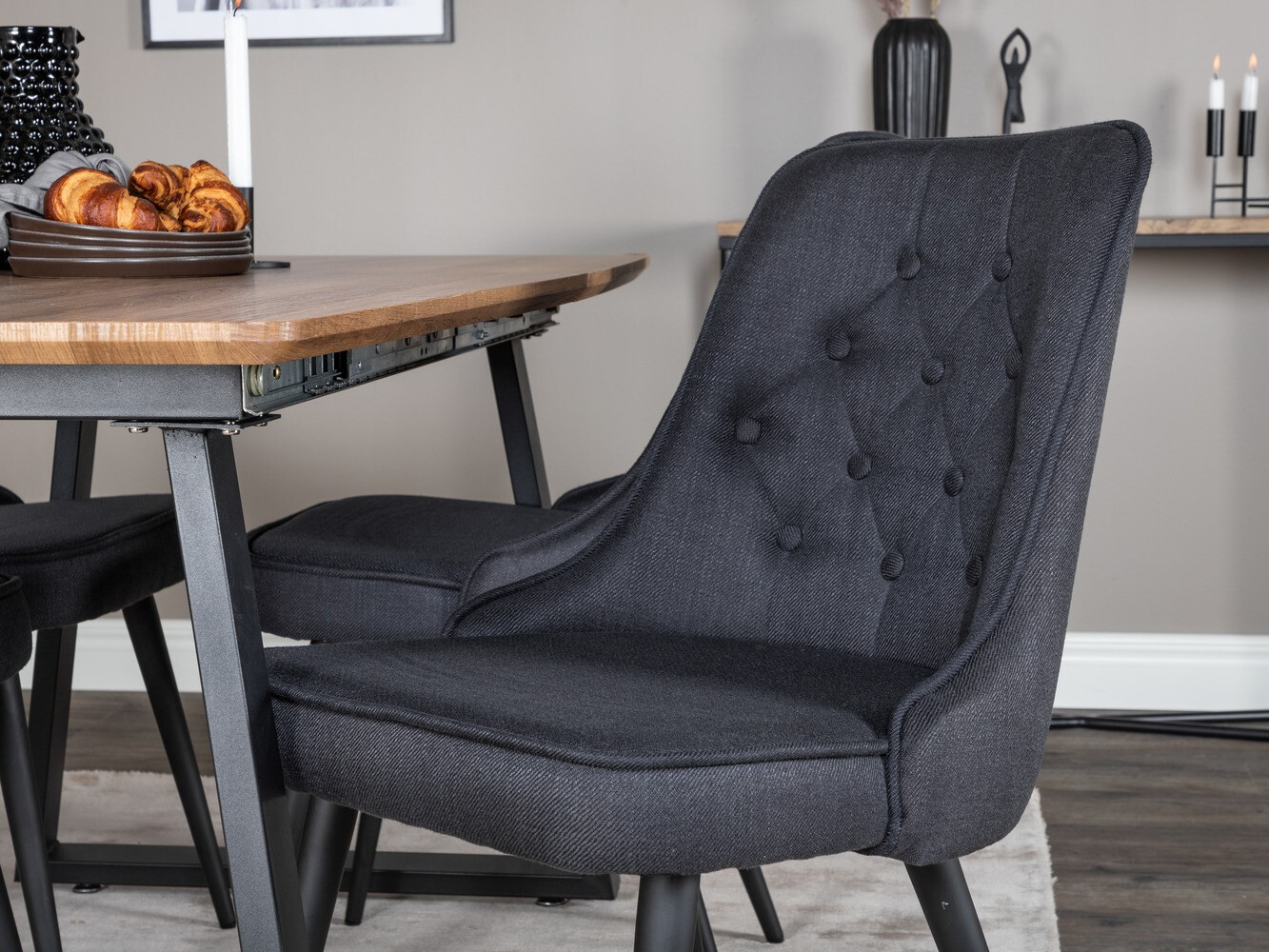 Étkezőgarnitúra Dallas 332 (Fekete)