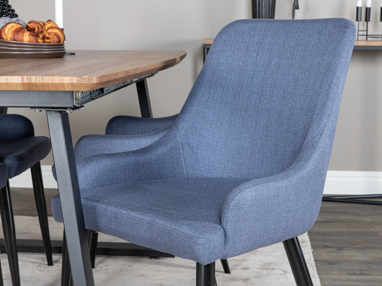 Étkezőgarnitúra Dallas 334 (Kék + Fekete)