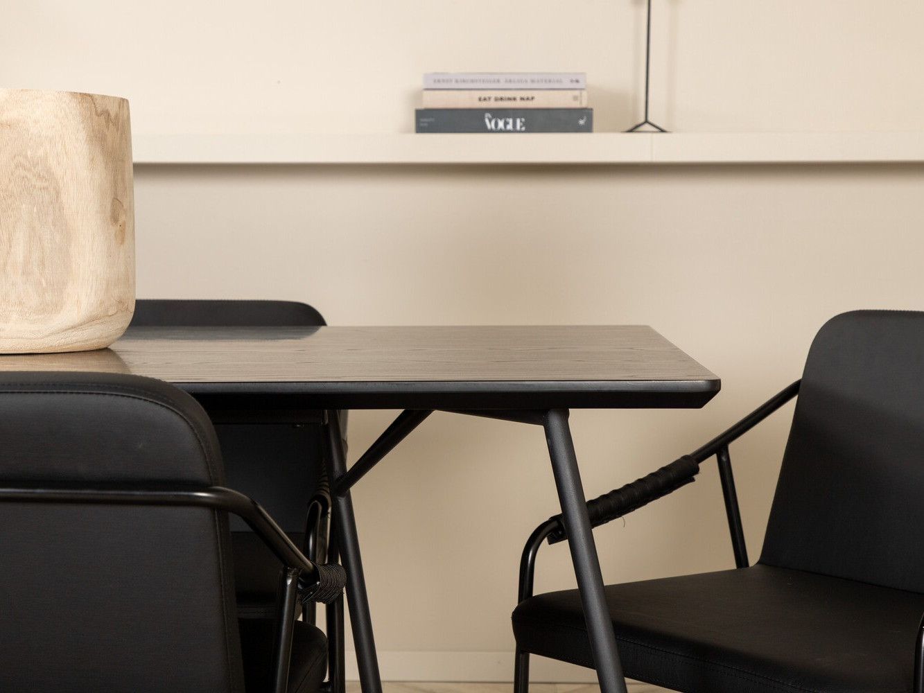 Étkezőgarnitúra Dallas 2720 (Fekete)