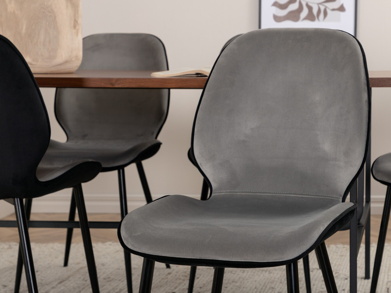 Étkezőgarnitúra Dallas 2782 (Dió + Fekete)