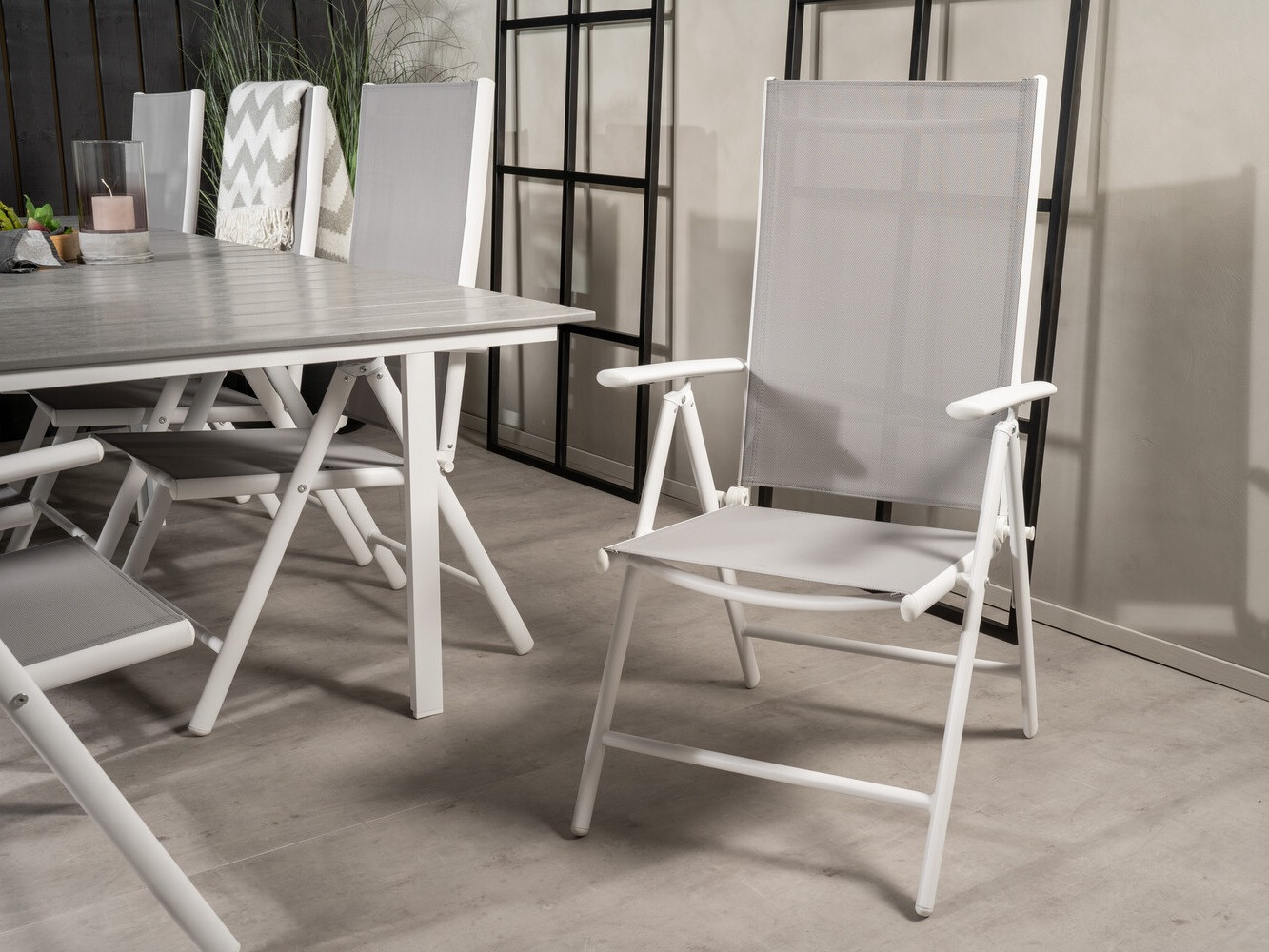 Asztal és szék garnitúra Dallas 2417