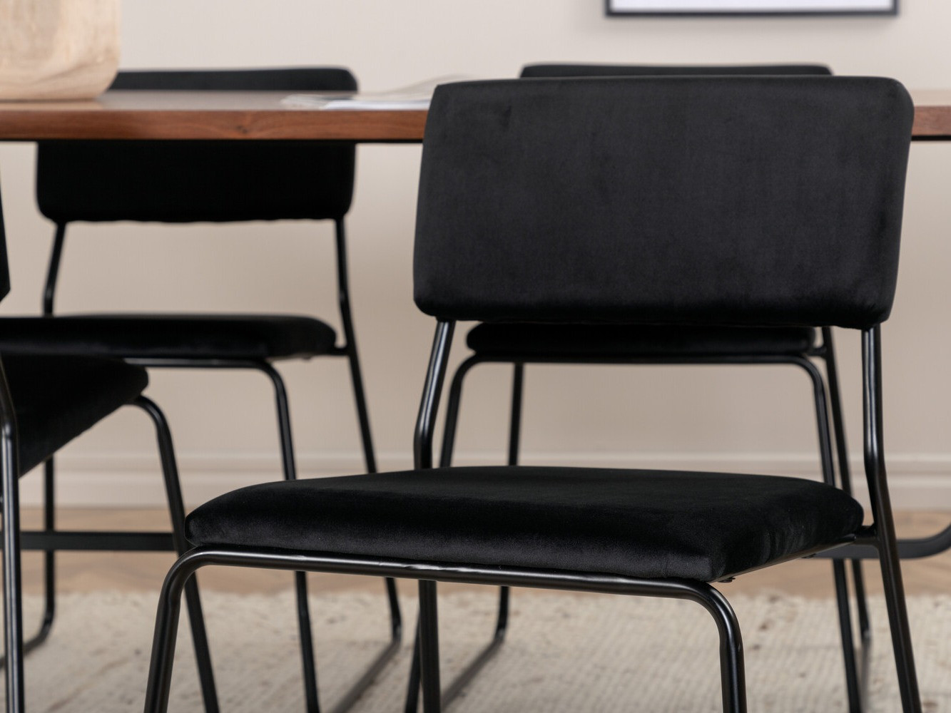 Étkezőgarnitúra Dallas 2795 (Fekete)