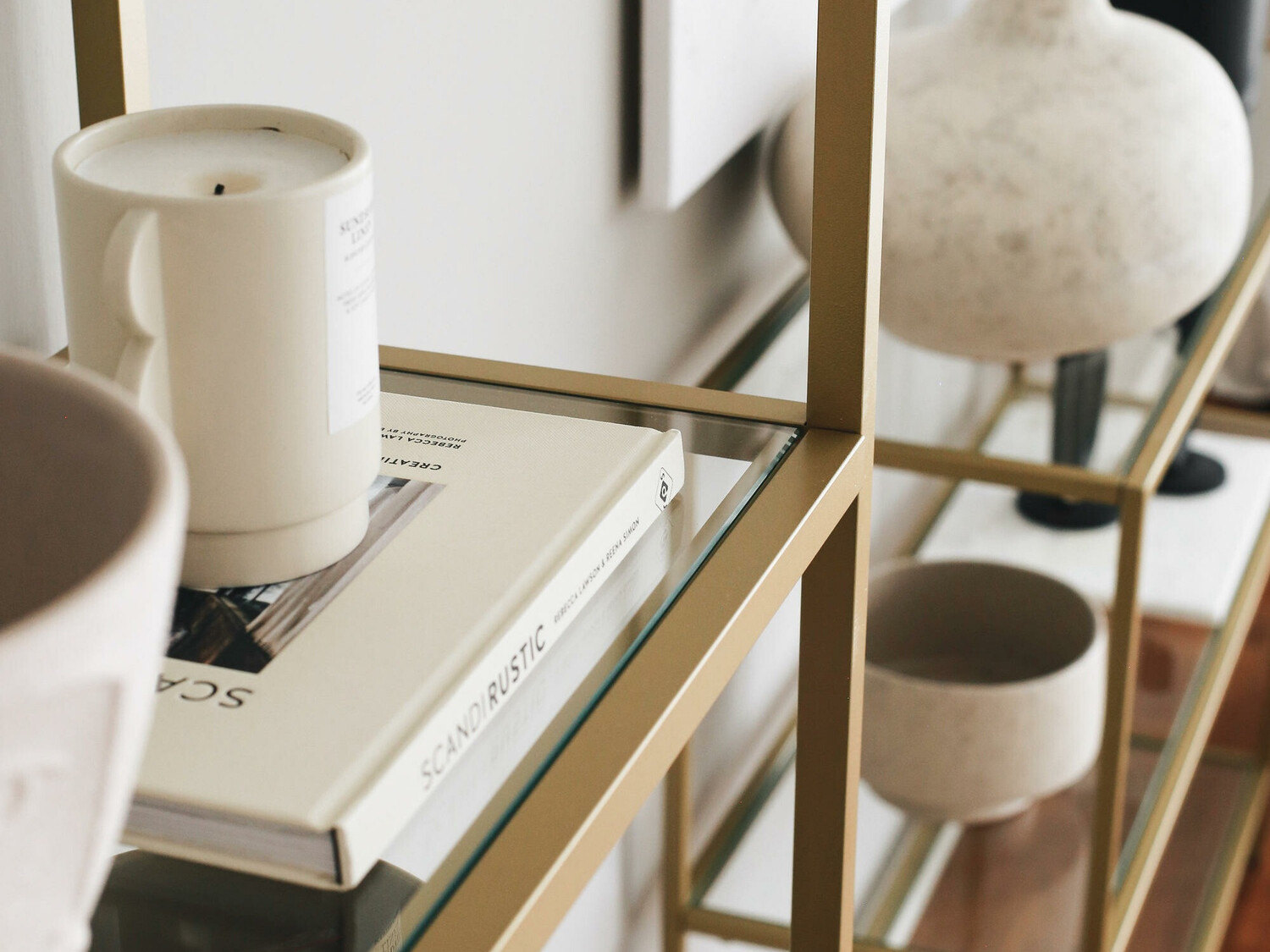 Könyvespolc Kailua 1143