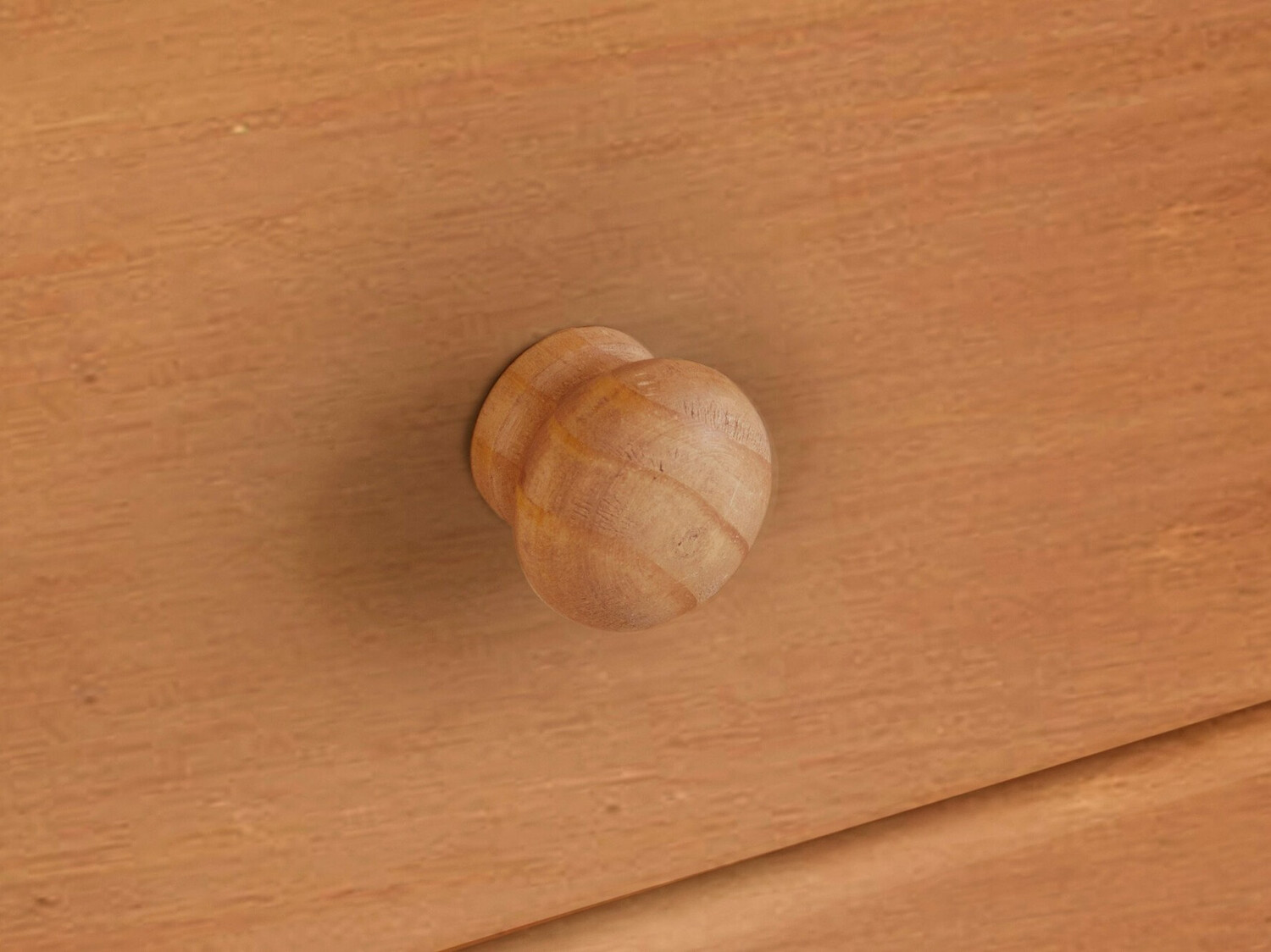 Komód Fenlaru 109 (Fenyő)