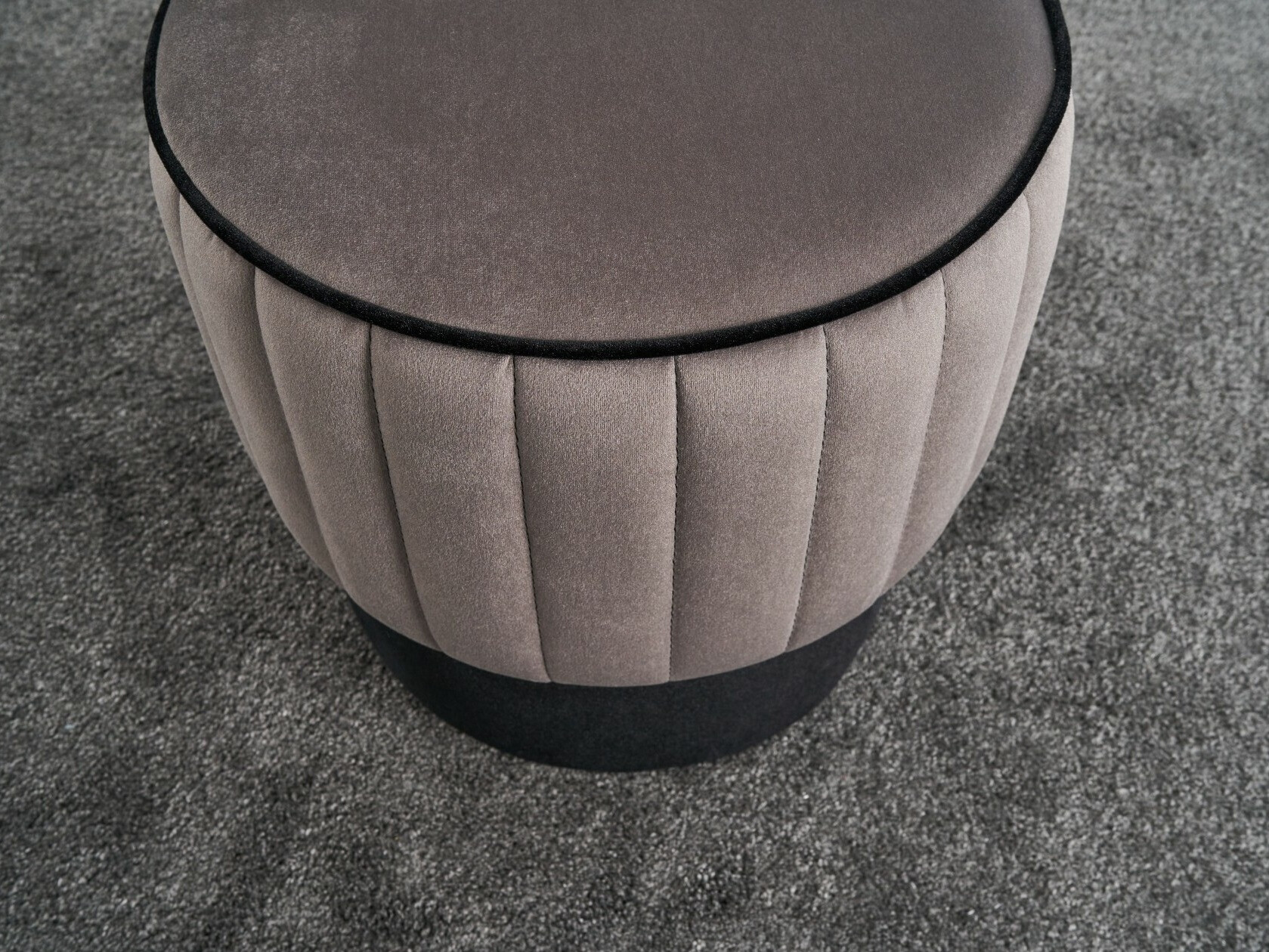 Puff Altadena 518 (Szürke)