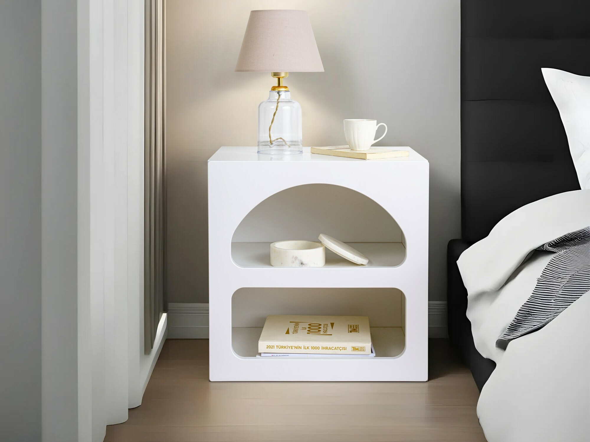 Éjjeliszekrény Kailua 1824 (Fehér)