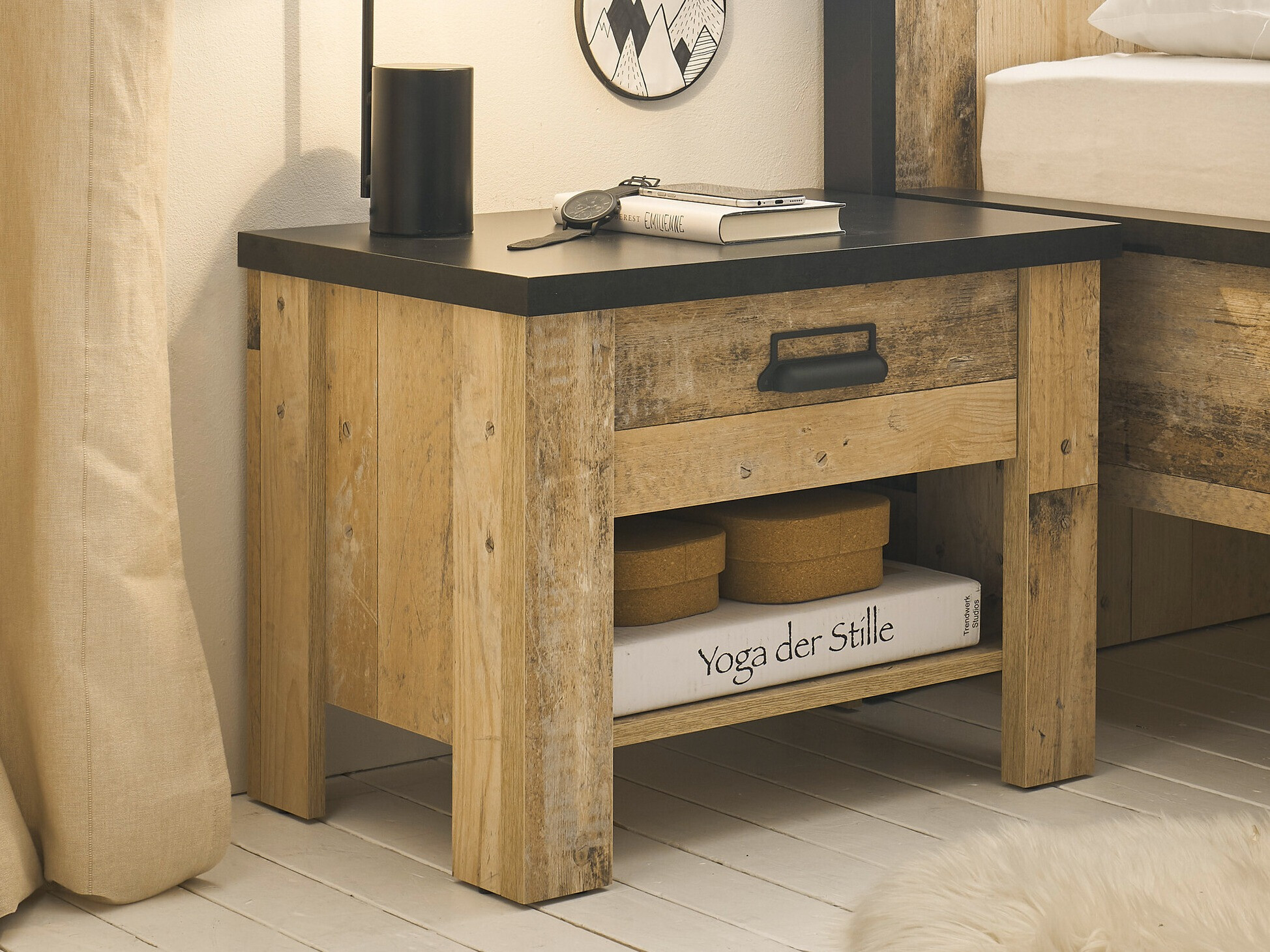 Éjjeliszekrény Cirtale 104 (Érett tölgy + Antracit)