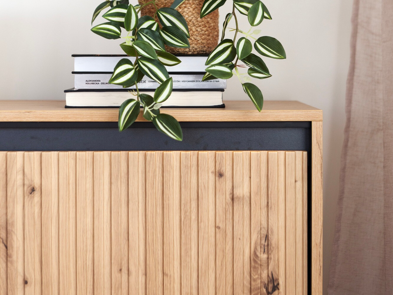 TV-állvány Fernolu 104 (Artisan tölgy + Fekete)