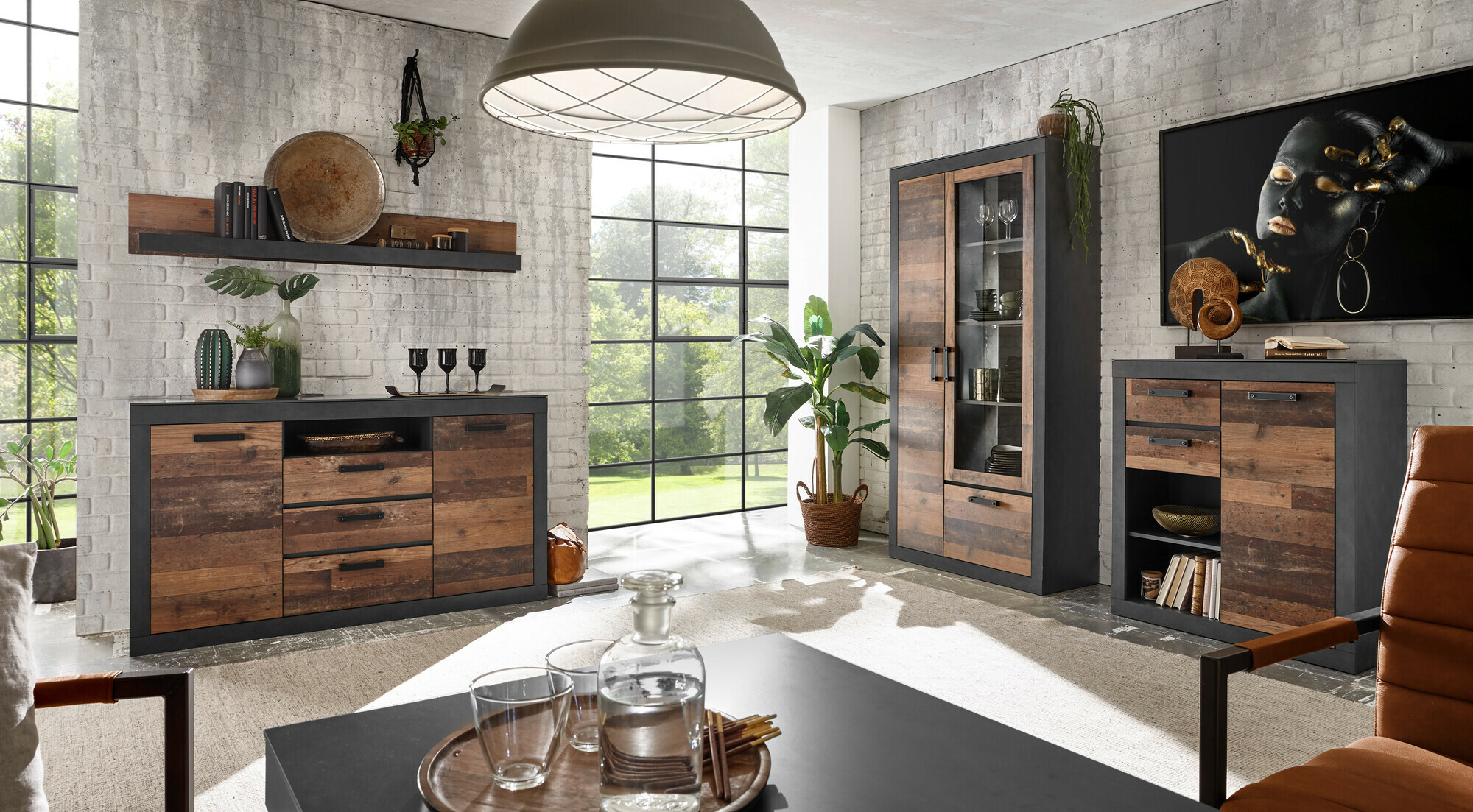 Könyvespolc Revlara 101