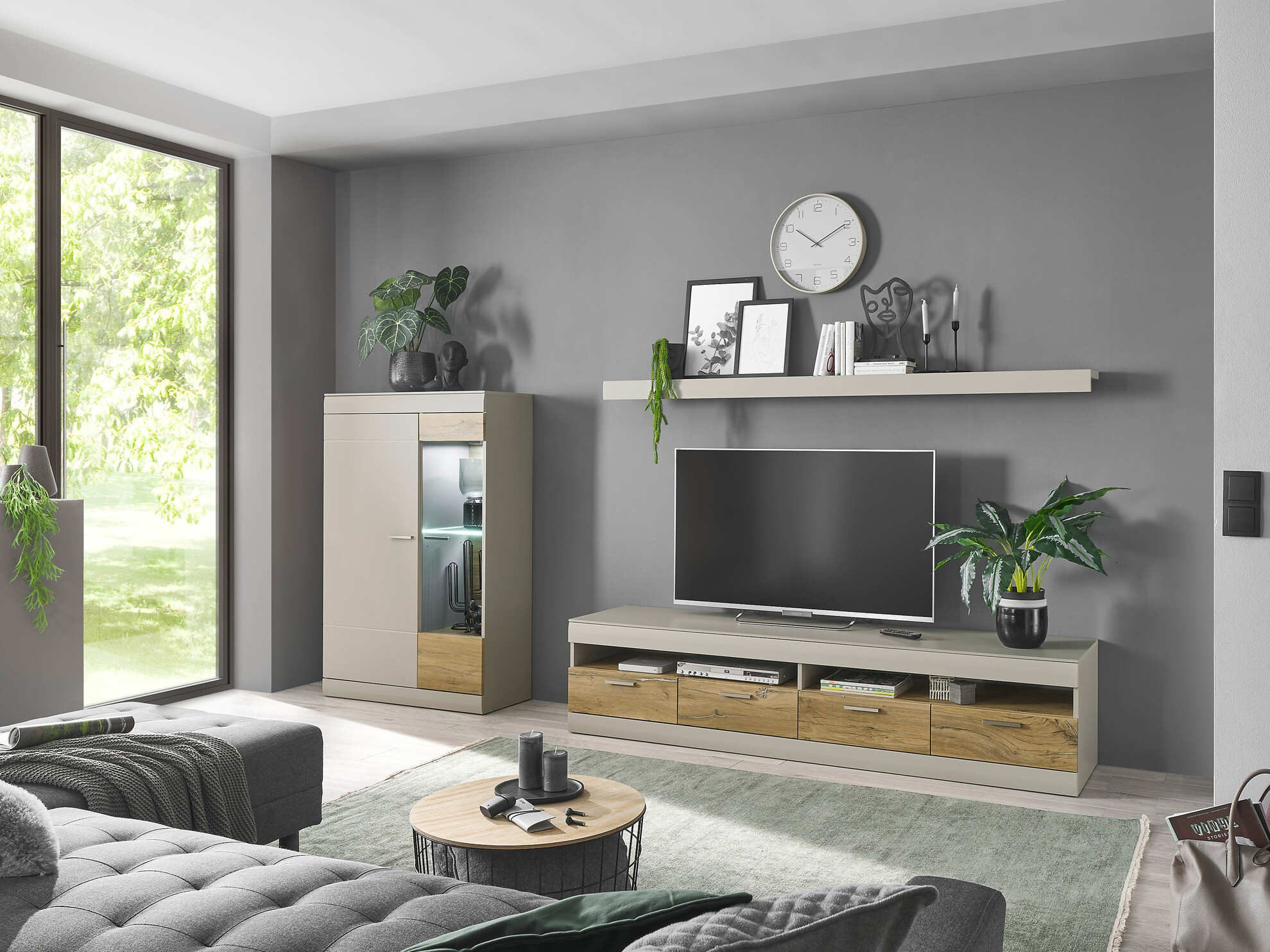 TV-állvány Romlevu 101