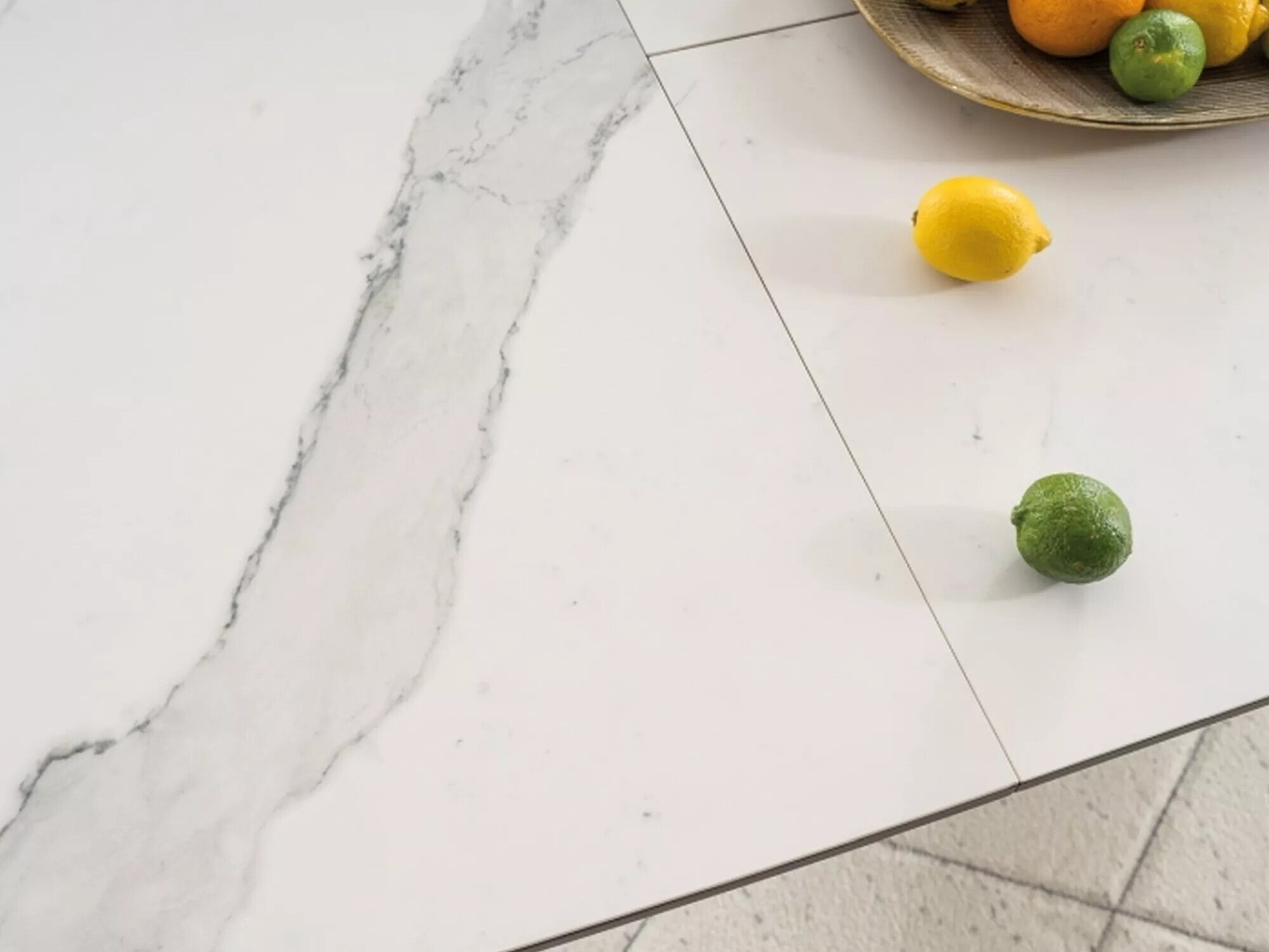 Asztal Detroit 116 (Fehér márvány + Fekete)