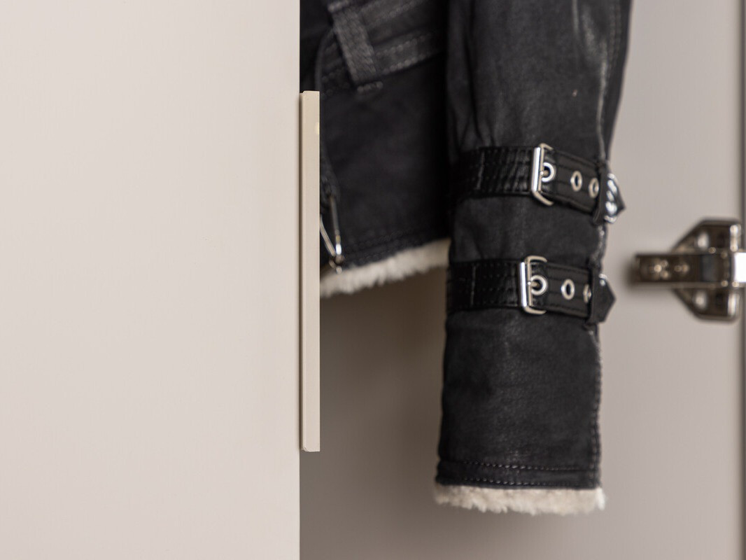 Gardróbszekrény Dallas 4430