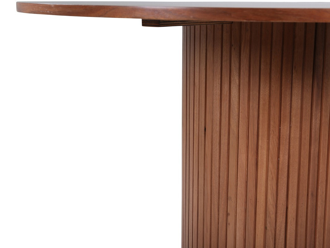 Asztal Dallas 1715 (Dió)