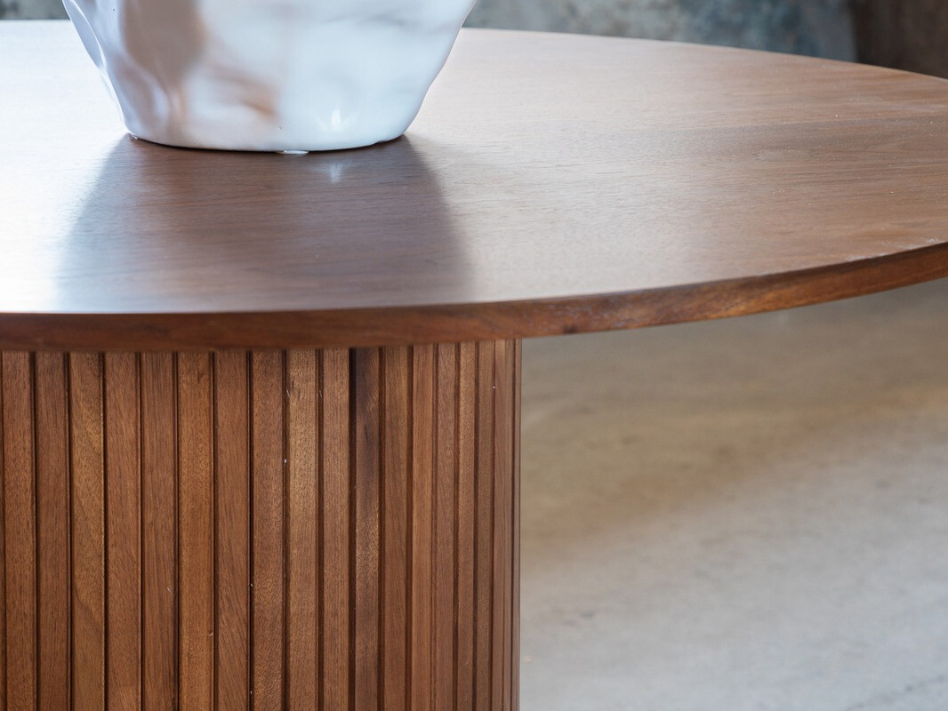 Asztal Dallas 1715 (Dió)