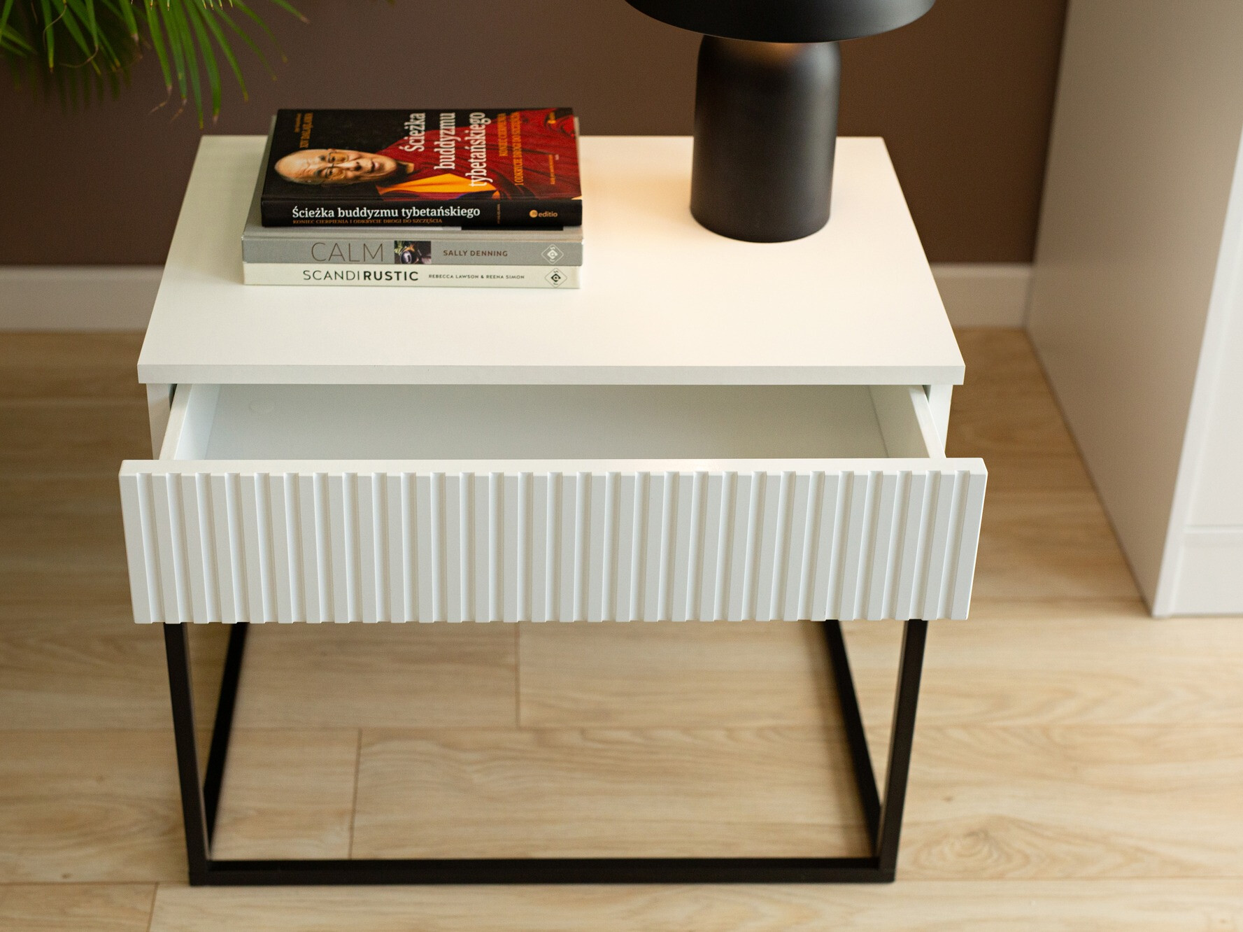 Éjjeliszekrény Bristol 190 (Fehér)