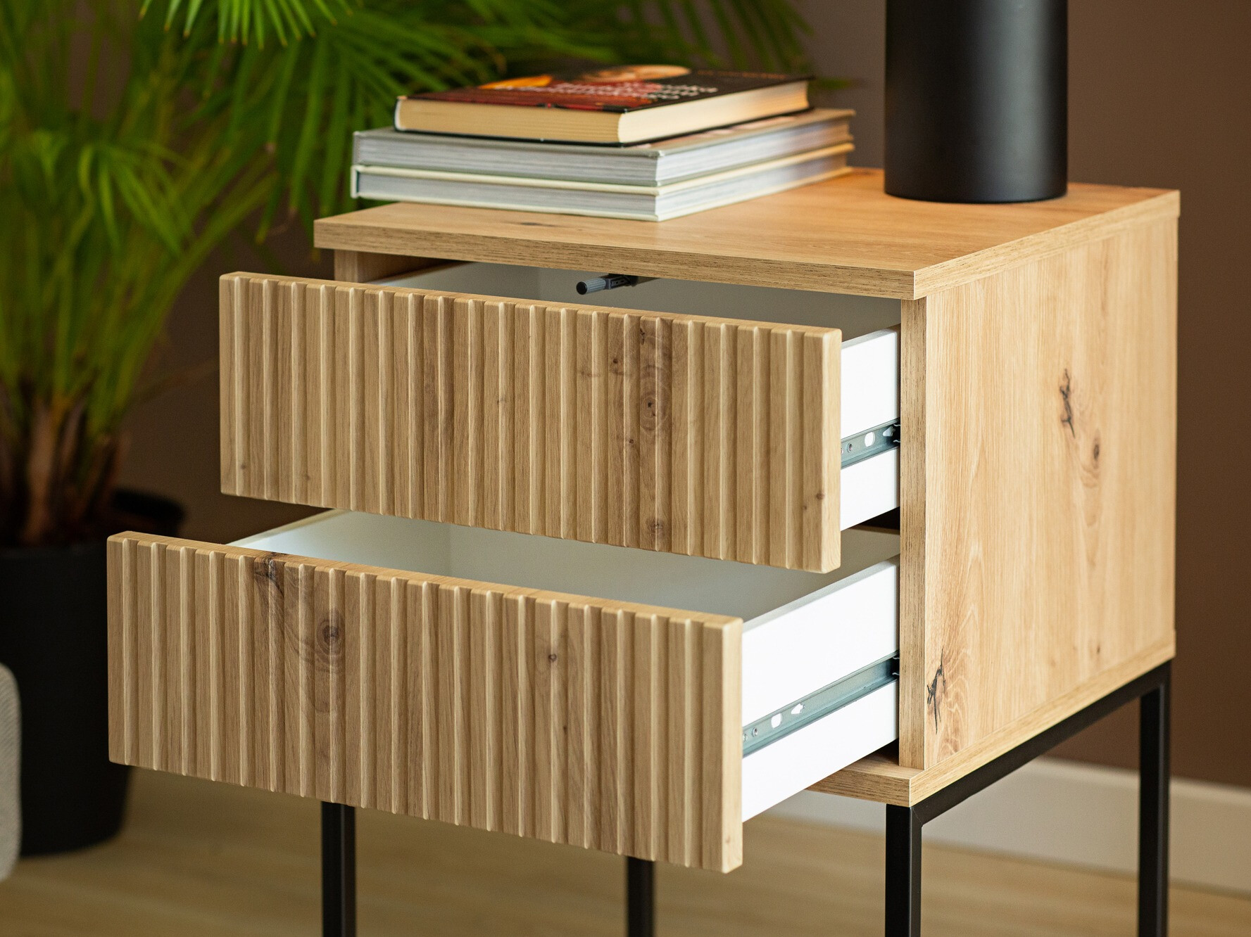 Éjjeliszekrény Bristol 195 (Artisan tölgy)