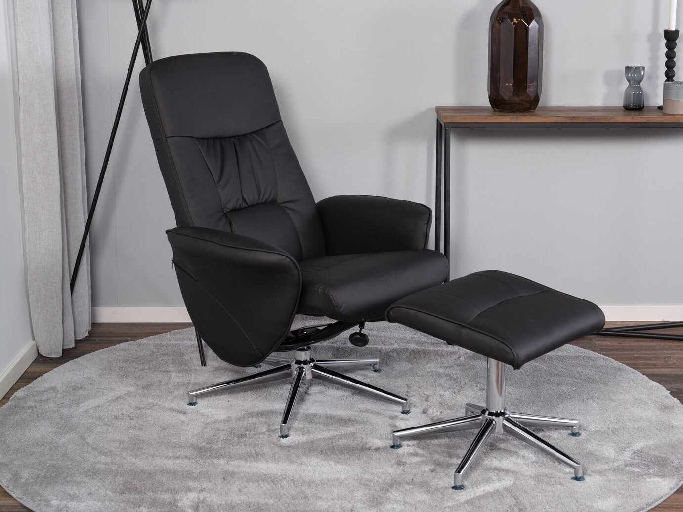 Fotel Dallas 244 (Fekete)