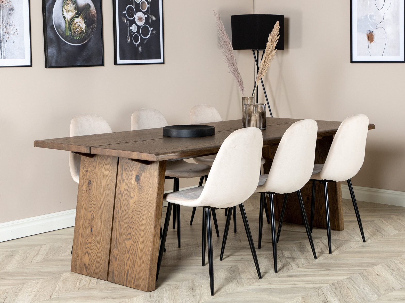 Étkezőgarnitúra Dallas 1868 (Fekete + Bézs)