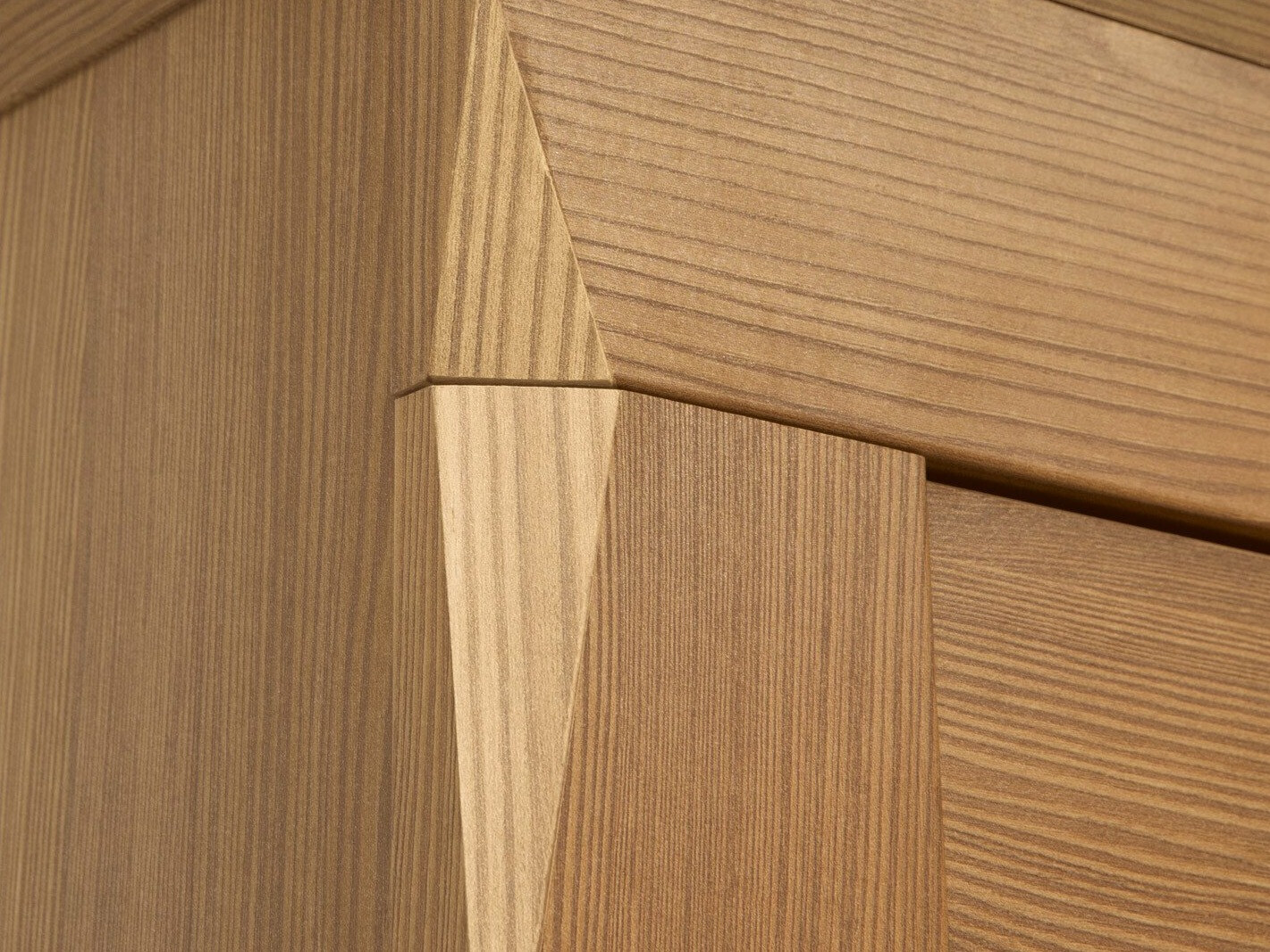 Éjjeliszekrény Lirmora 100