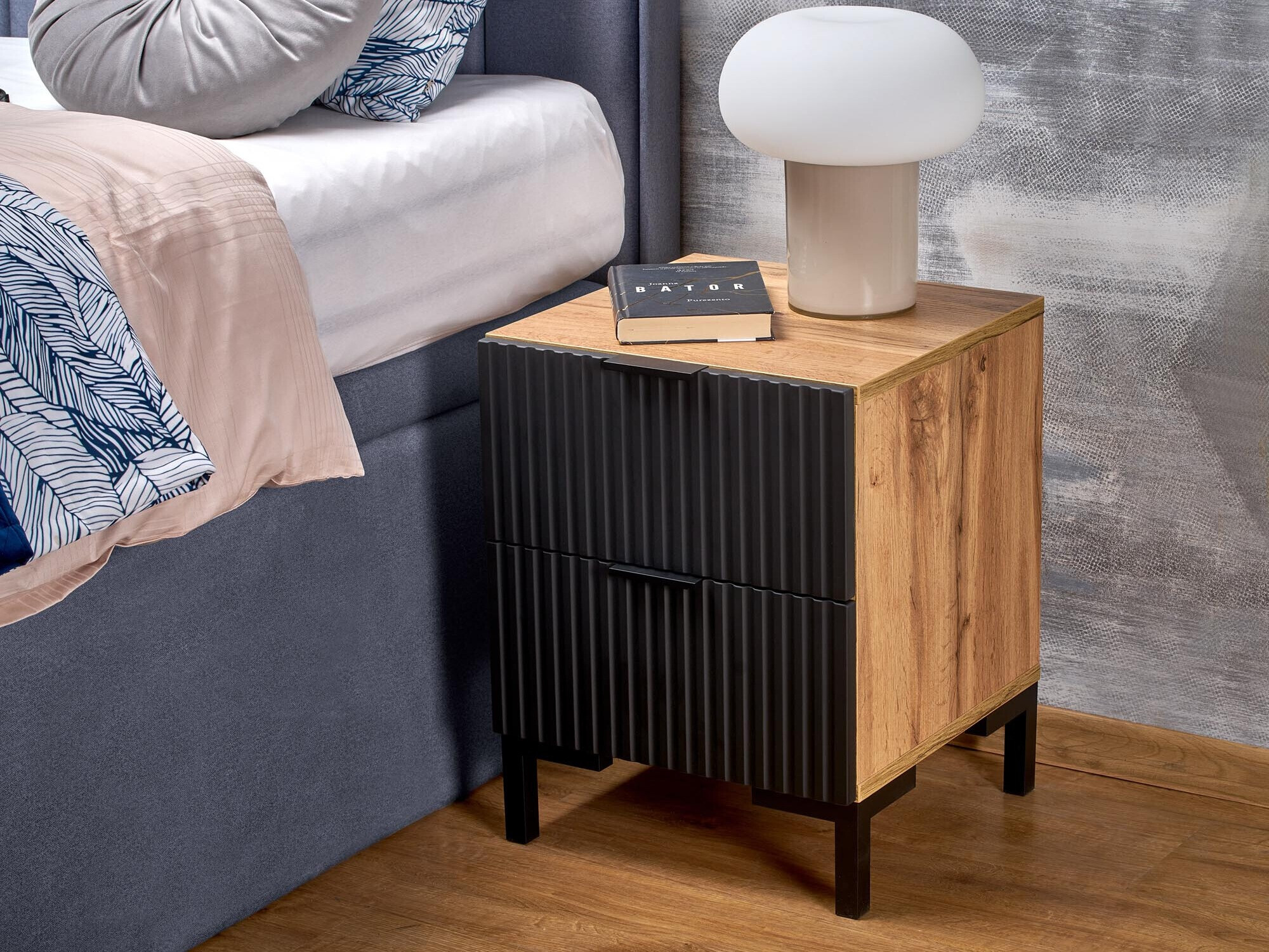 Éjjeliszekrény Houston 1808