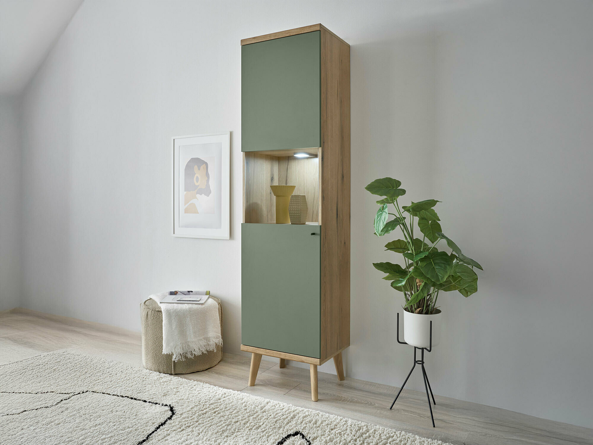 Könyvespolc Deltali 101