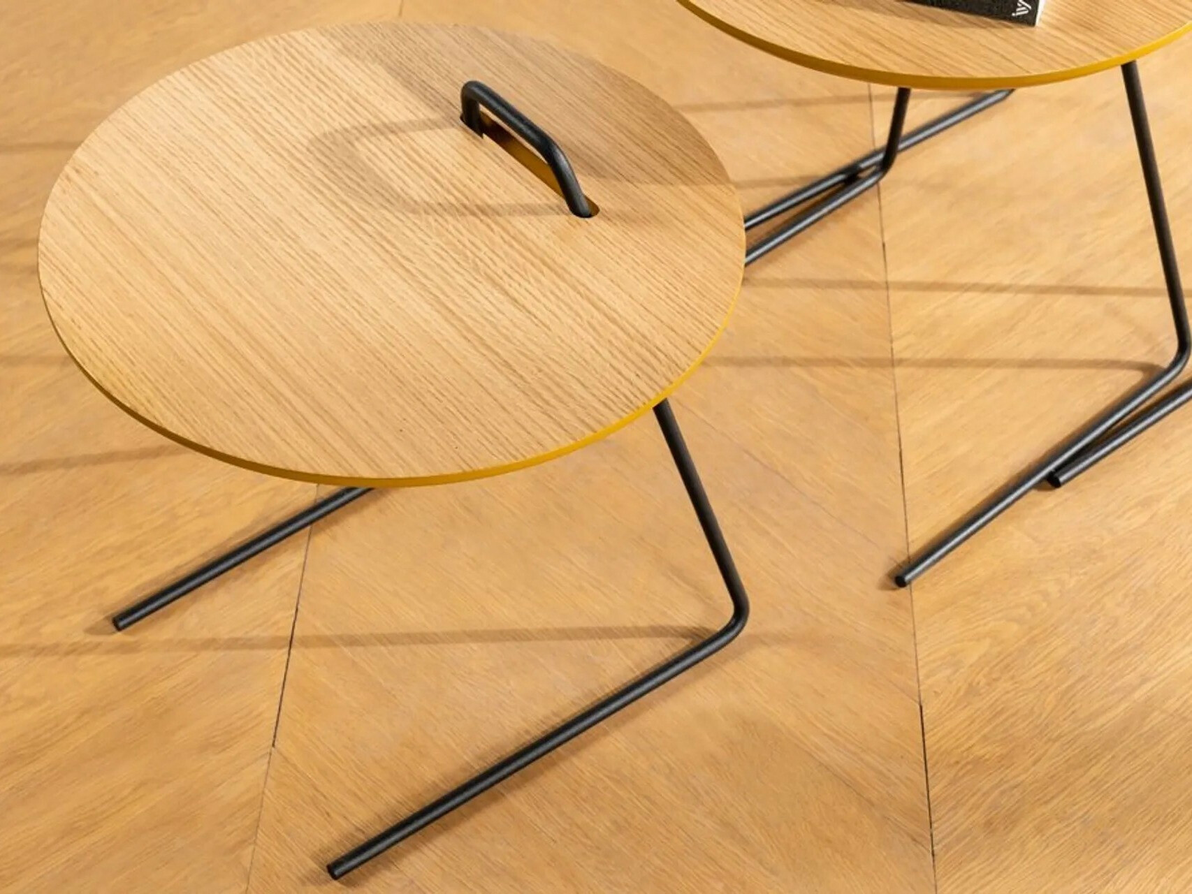 Oldalsó asztalok szett Kailua 2262