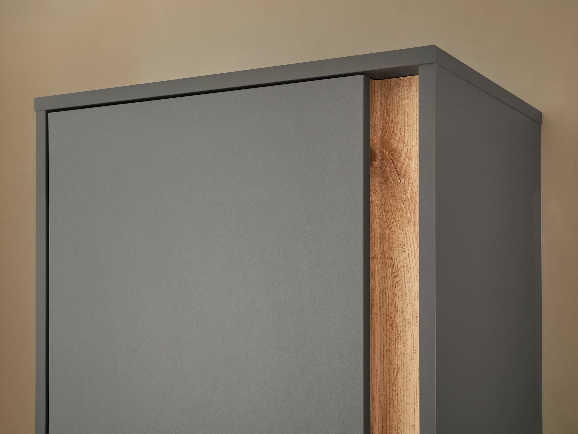 Gardróbszekrény Elbsori 160 (Antracit)