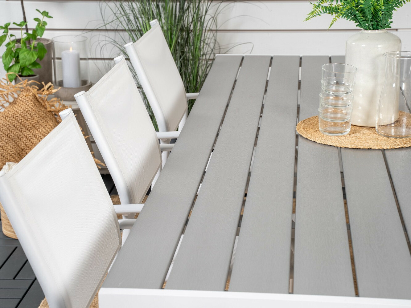 Asztal és szék garnitúra Dallas 2327