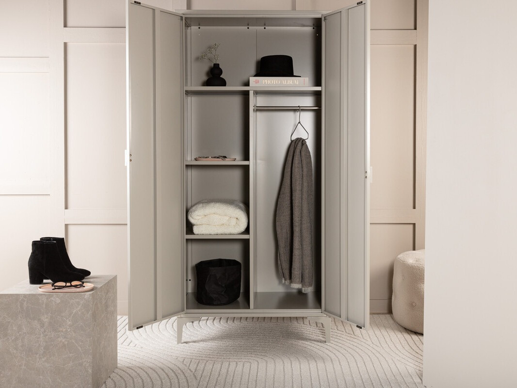 Gardróbszekrény Romcamu 106