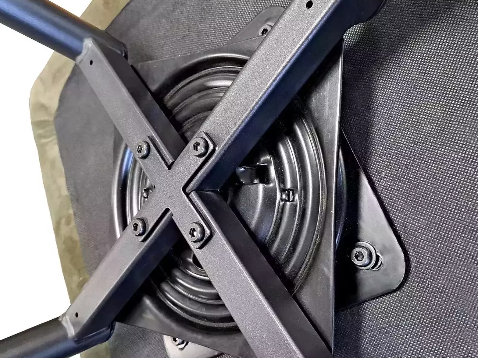 Szék Detroit 845 (Fekete)