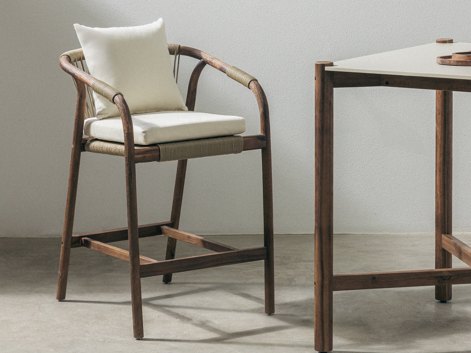 Kerti bárszék Burleson 358